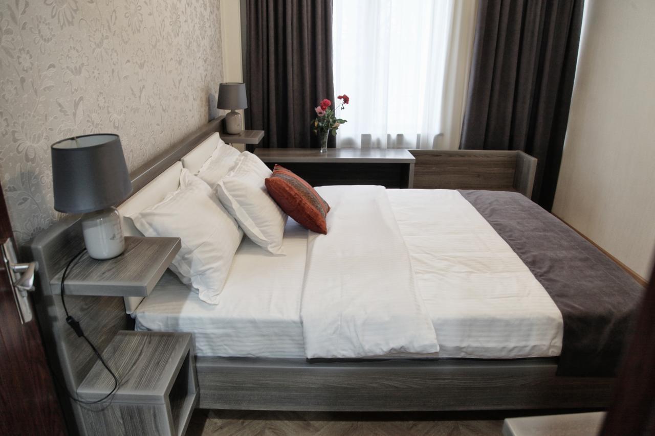 Hotel Four Brothers Τυφλίδα Εξωτερικό φωτογραφία