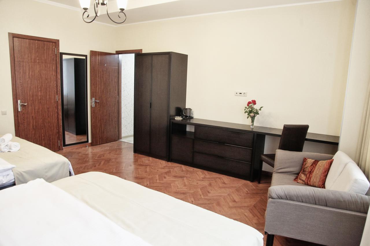 Hotel Four Brothers Τυφλίδα Εξωτερικό φωτογραφία