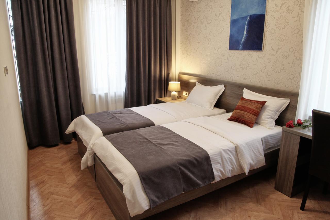 Hotel Four Brothers Τυφλίδα Εξωτερικό φωτογραφία